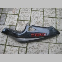 Suzuki GSXR SRAD ulesidom bal fekete serult.jpg